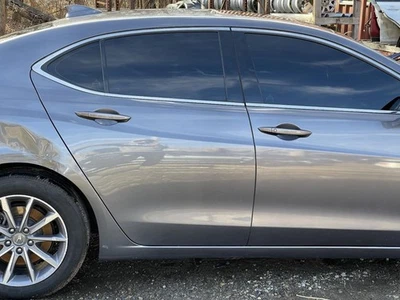 Puerta trasera derecha del lado del pasajero Acura TLX 2015-2020 repintada gris Foto 1 de 2