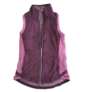 Lululemon Sz 8 Rebel Runner Vest Petal Camo Embossed Bordeaux Hyper Stripe - Picture 1 of 10