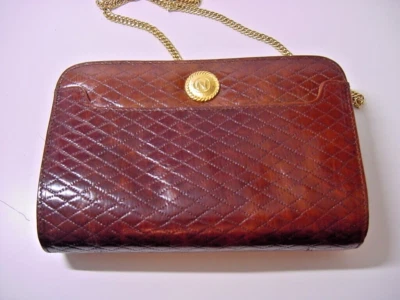 Cartera Albert Nipon - Bandolera de cuero marrón - Cierre de cremallera Foto 1 de 4