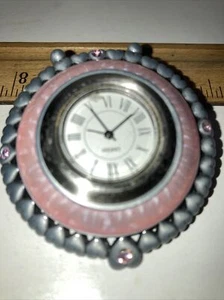 Linden dressing table Clock - Picture 1 of 8