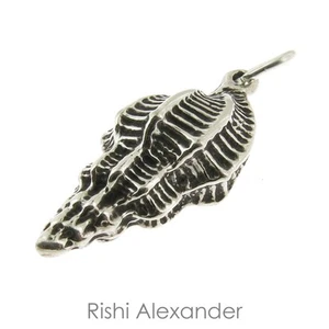 925 Sterling Silver Sea Shell Charm Made in USA - Picture 1 of 2