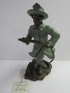New Berkeley Designs Fireman With Hose Figurine Faux Bronze MWT Free Shipping - Picture 1 of 5