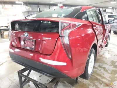 Luz trasera exterior derecha Toyota Prius 2016 Foto 1 de 4