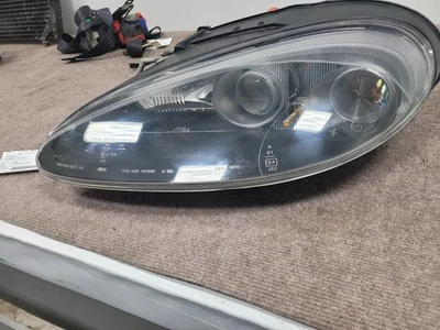 1992-1995 Dodge Viper Front Left Driver Side Headlight, 92 39 49 95 Foto 1 de 4