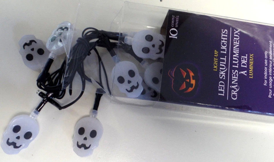 2 Sets 1ea Holiday Halloween Decor 10 LED Bat & Skull Lights 50ship FreeBonus