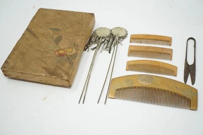 Traditional hair accessories 6pcs combs & hairpins in box from Japan 1016D6 - image 1 of 4