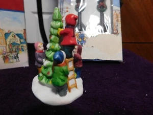 Lemax Dickensvale Collectibles Porcelain Figurines Tree and Lightpoles - Picture 1 of 9