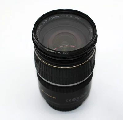Canon EF-S 17-55mm F/2.8 IS USM (APS-C / EF-S mount) w/Filter Lens - Image 1 of 3