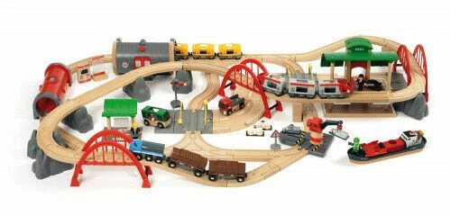 Brio 33052 Deluxe Railway Set