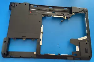 FUJITSU LIFEBOOK A532 A562 AH532 AH562 COVER LOWER BOTTOM NEW - Foto 1 di 2