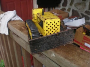 1947 - 1957 TONKA VINTAGE YELLOW BULL DOZER PRESSED STEEL FREE SHIPPING - Picture 1 of 8