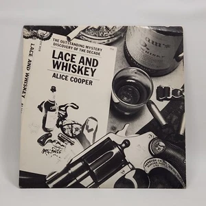 Original Alice Cooper Lace and Whiskey LP Album 1977 Warner Bros BSK 3027 VG+ - Bild 1 von 10