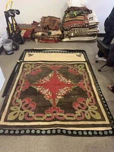 American Hooked Rug - Picture 1 of 3