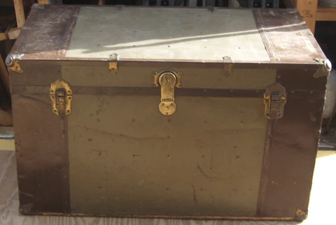 Antique Large Steamer Trunk Blanket Chest Lancaster County, PA. Estate Tin Wood Cover