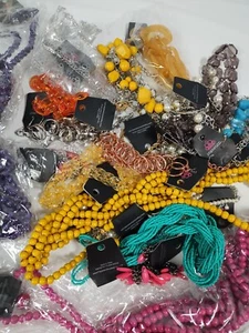 Paparazzi Schmuck Konvolut Neu 3 Pfund Halsketten - Bild 1 von 6