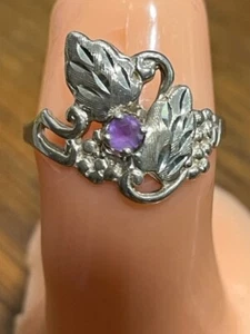 Black Hills Sterling Silver Ring Silver Leaves Pink Sapphire Size 8 - Picture 1 of 9