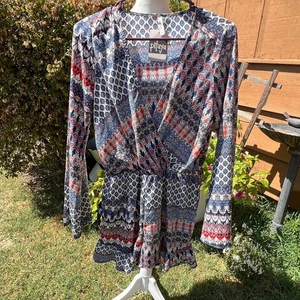 Interi Strampler tiefer V-Ausschnitt, Langarm Gr. M NEU - Bild 1 von 6