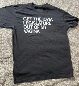 CAMISETA RAYGUN ACLU Iowa NEGRA GRANDE Derechos de la Mujer Constitución Anti-Republicana - Imagen 1 de 8