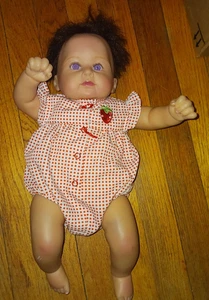 The Ashton-Drake Galleries "Ava Elise" Babypuppe von Ping Lau 17 Zoll - Bild 1 von 3