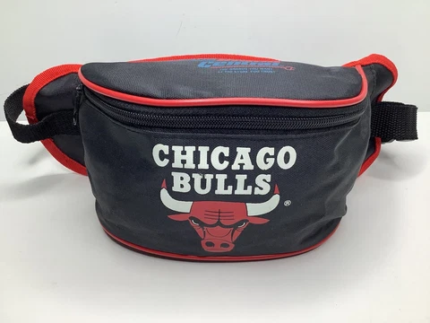 Vintage CHICAGO BULLS NBA Sears Vinyl Fanny Pack Belt Bag Crossbody Cover
