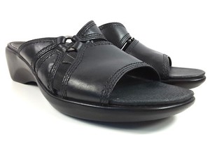 clarks sandals size 7