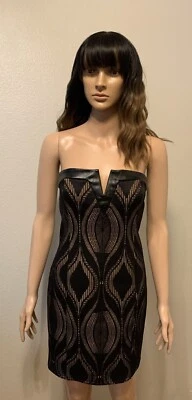 Vestido Guess sin tirantes de encaje sintético con ribete de cuero sintético talla M Foto 1 de 3