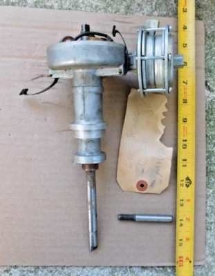 DISTRIBUIDOR DE ENCENDIDO NUEVO PARA "COCHE DE CARRERAS" LINCOLN 1953 CON ASPIRADORA DE DOBLE DIAFRAGMA Foto 1 de 4