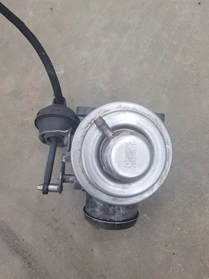 Conjunto de válvula de recirculación de gases de escape Volkswagen MK4 ALH TDI EGR 1998-2003 Foto 1 de 4