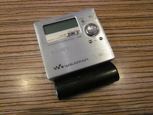 Sony Minidisc MD R 909. (931) silber + AA Battfach - Picture 1 of 7