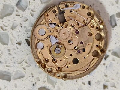 Tissot 2571  Incomplete Movement  Not work for parts USED - Image 1 of 4