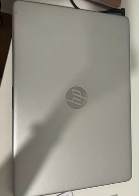 HP 15s-fq4011ns 15,6" (512GB SSD, Intel Core i5-1155G7, 2,5 GHz, 8GB RAM)... - Imagen 1 de 4