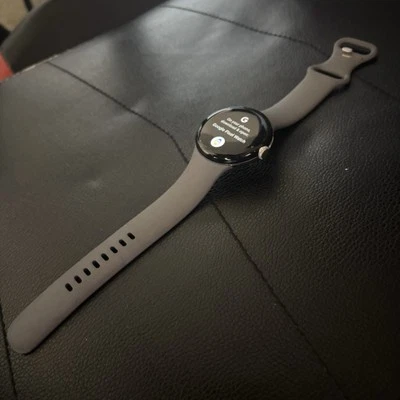 Google Pixel Watch 1st Gen 41mm GPS WiFi Bluetooth Grey/charcoal - Image 1 of 4