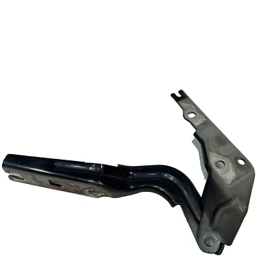 OEM VOLKSWAGEN VW PASSAT 2016-2019 HOOD HINGE RIGHT PASSENGER SIDE 2T2T - Image 1 of 4