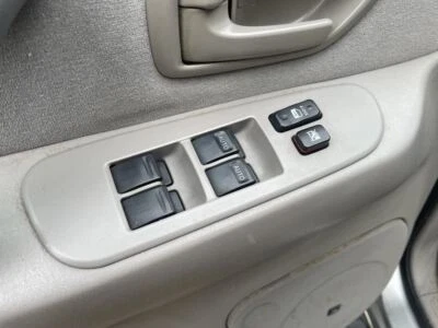 Interruptor de puerta delantera del conductor maestro del conductor se adapta 05-07 SEQUOIA 638107 Foto 1 de 4