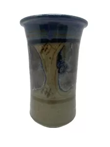 Studio Art Stoneware Pottery Vase Signed 7" x 4" Colors of Nature Gift Vtg - Picture 1 of 6
