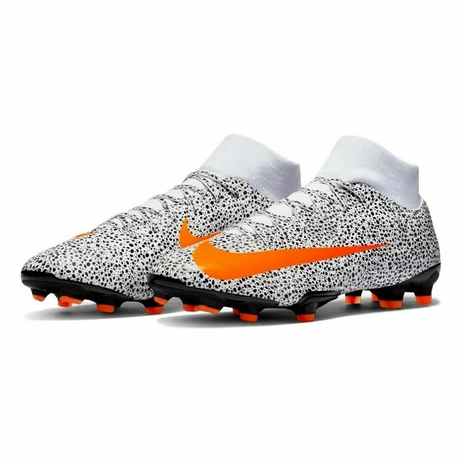 Preços baixos em Nike CR7 x Mercurial Superfly 7 Academy MG Safari