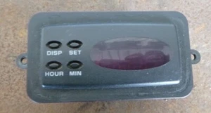 Kia Mentor Shuma 3/98-01 Digital Clock - Picture 1 of 2