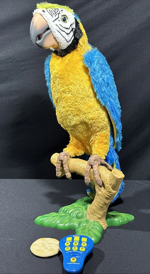 Hasbro FurReal SQUAWKERS McCaw pájaro loro interactivo con control remoto y perca ¡FUNCIONA! Foto 1 de 4