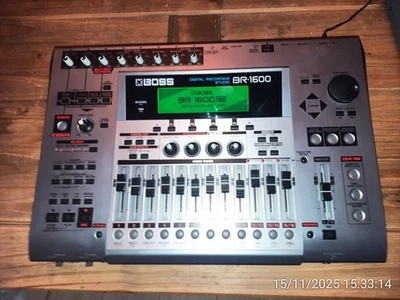 Boss BR1600CD 16 Multi Track Digital Recorder, PSU, Great Condition - Image 1 of 4