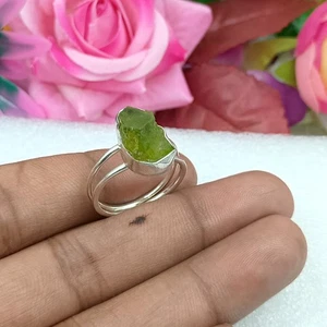 Natural Peridot Rough Gemstone 925 Silver Ring Handmade Boho Artisan Jewelry - Picture 1 of 9