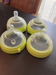 (4) Comotomo Baby Bottle Green Replacement Collar Lid Ring Nipple Como Tomo - Picture 1 of 4