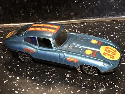 POLISTIL CLASSIC - JAGUAR XKE 4.2 LITRE METALLIC BLUE 1:40 scale - Image 1 of 3