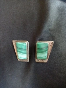 Old Vintage Navajo Sterling Silver Earrings Green Natural Malachite Clip On  - Picture 1 of 6