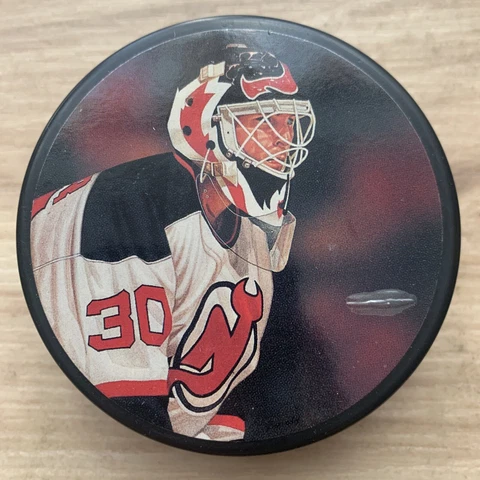 NEW JERSEY DEVILS MARTIN BRODEUR PLAYER NHL HOCKEY PUCK ⭐️ Made in SLOVAKIA Cover