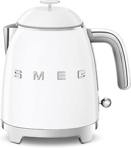 Smeg KLF05WHUK 50's Style 0.8L 1400w Mini Kettle Stainless Steel in White