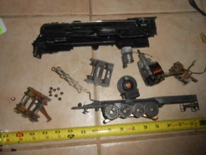 O-27 Lionel 671, 681 or 682 engine Parts. Buyers Choice. - Picture 1 of 83
