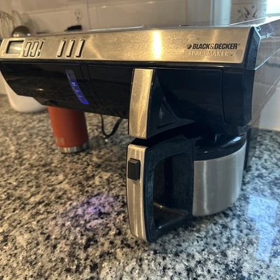 Black & Decker Spacemaker Coffee Maker Under Cabinet 8 Cup Machine Tested - Image 1 of 4