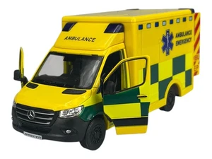 KINSMART MERCEDES-BENZ SPRINTER AMBULANCE YELLOW 1:48 NO BOX DIE CAST MODEL NEW  - Picture 1 of 5