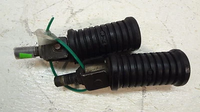 Kawasaki KZ1000 LTD kz 1000 K161-1 1977 OEM estriberas traseras de pasajero Foto 1 de 4