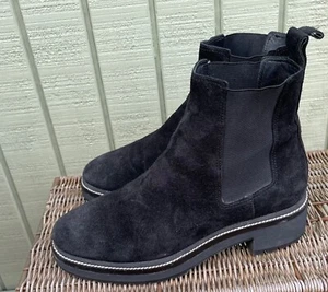 TORY BURCH Chelsea Lug Sole 50mm Bootie Perfect Black Suede Size 11 - Picture 1 of 10
